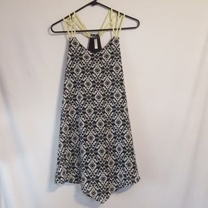 Xhilaration Aztec Print Tank S